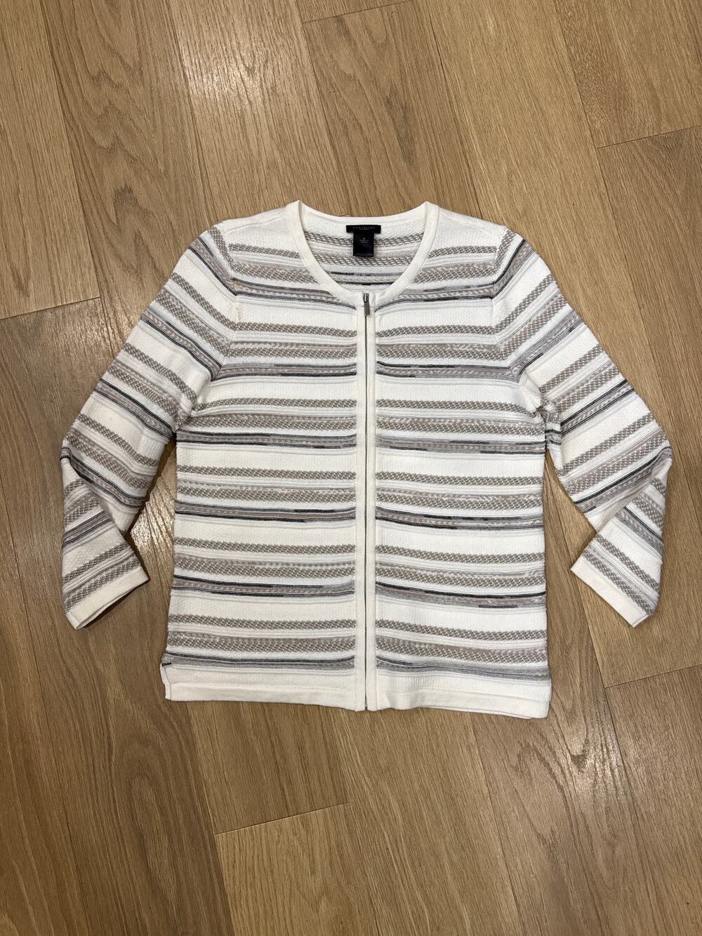 Ann Taylor Gray and White Striped Knit Crew Neck Cardigan Size Small